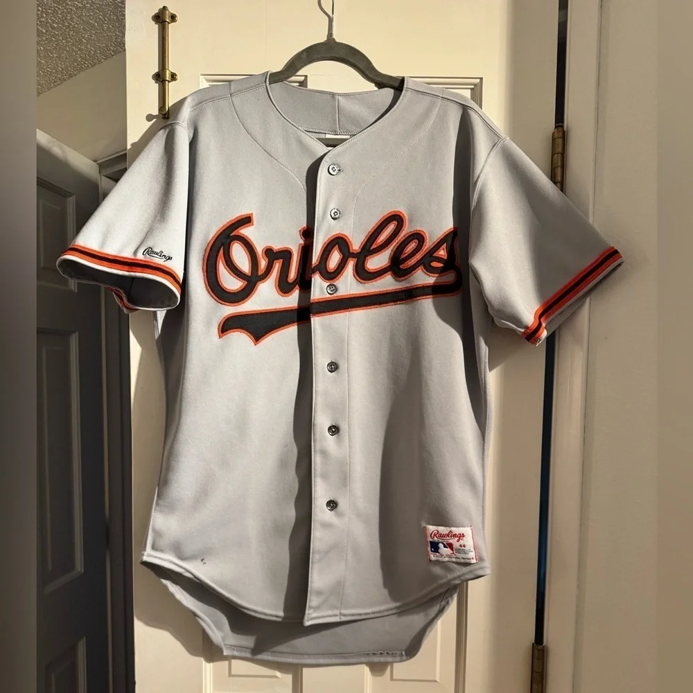 VTG Baltimore Orioles Rawlings Road Jersey 80s/90s Gray Size 44 Embroidered